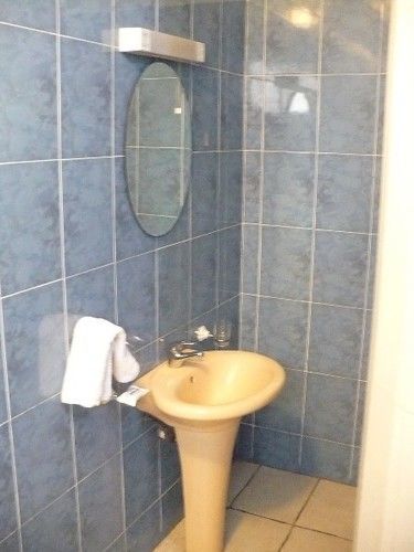 True Vine Hotel Kumasi Extérieur photo